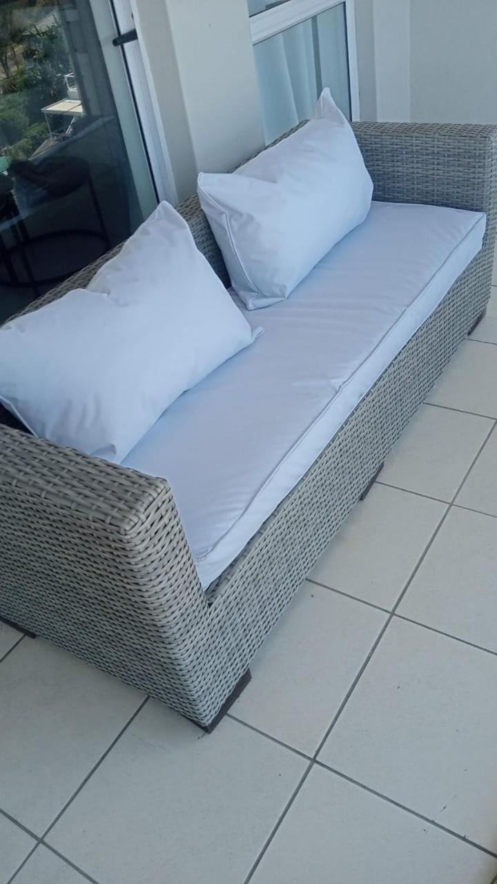 511 Umdloti Resort Beachfront 1Bed Self Catering Apartment Sea View エクステリア 写真