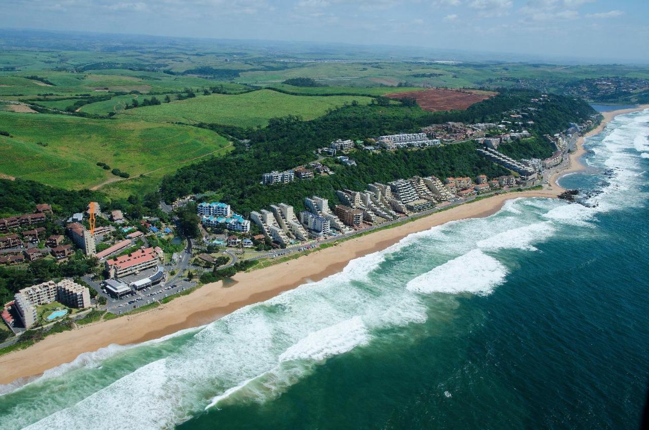 511 Umdloti Resort Beachfront 1Bed Self Catering Apartment Sea View エクステリア 写真