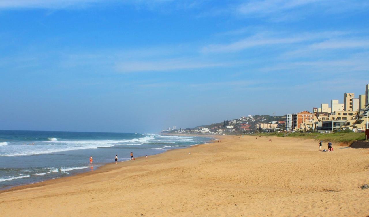 511 Umdloti Resort Beachfront 1Bed Self Catering Apartment Sea View エクステリア 写真